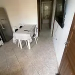 Kitinet 1